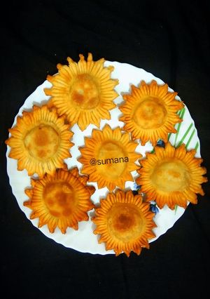 ফুলকপির পুর দিয়ে ফ্লাওয়ার সিঙ্গাড়া (foolkopir pur diye flower singara recipe in Bengali) রেসিপির প্রধান ছবি