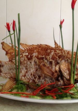 Hình của món Cá Diêu hồng chiên xù.