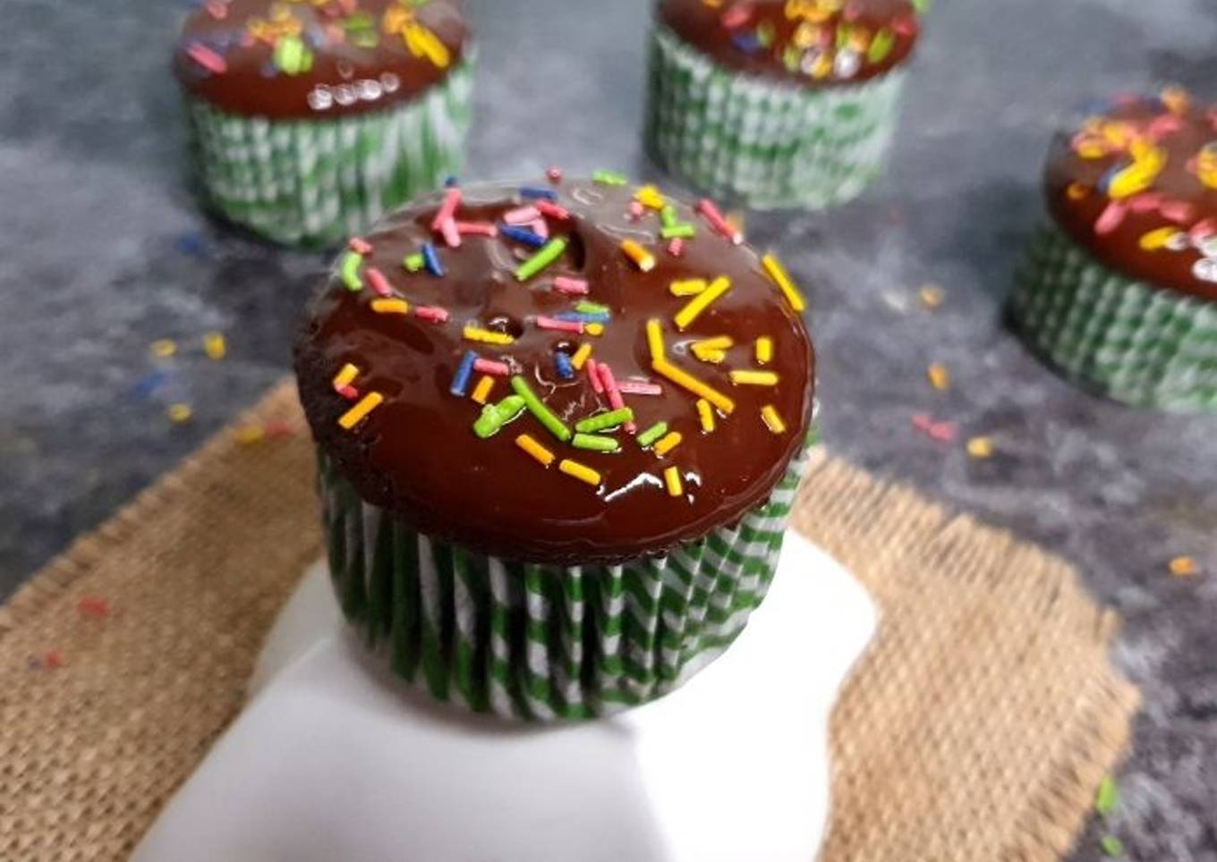 Eggless Chocolate Cupcakes