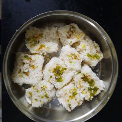 A picture of Sugarfree coconut burfi.