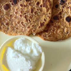 A picture of Onion paratha.