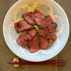 A picture of Steak Donburi.