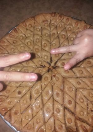 صورة لوصفة بقلاوة مورقة وبقادير مظبوطة 😋😋 أولادي يسلمو عليكم 😊👇