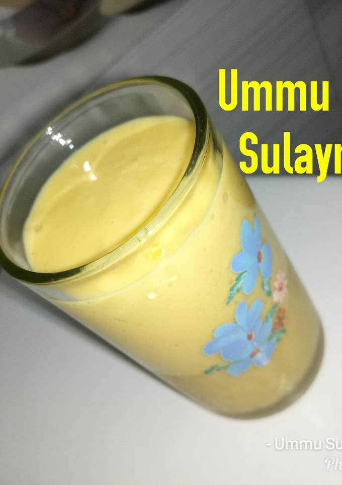 A picture of Mango lassi.