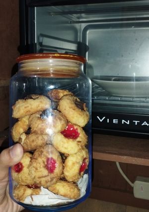 Foto resep Thumbprint cookies yang simple dg bahan yang mudah