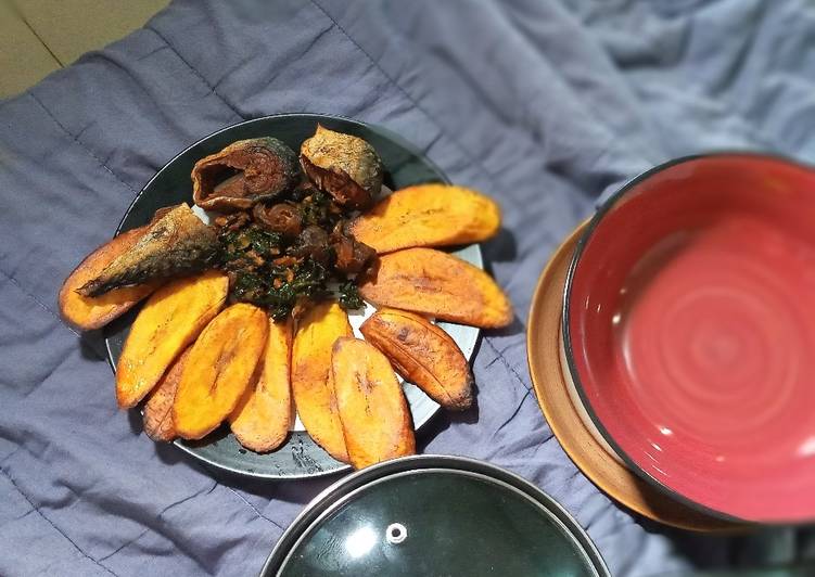 Recipe of Any-night-of-the-week Pumpkin Sauce + Fried Mackerel &amp; Plantain