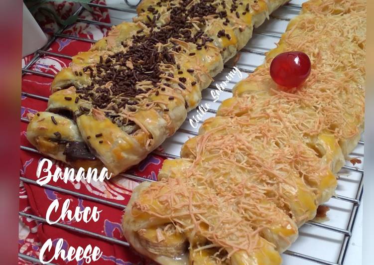 Cara Gampang Menyiapkan Banana Choco Cheese Strudel, Lezat
