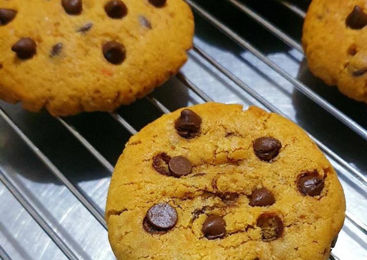 Langkah Mudah untuk Membuat Big Soft Chocochip Cookies Anti Gagal