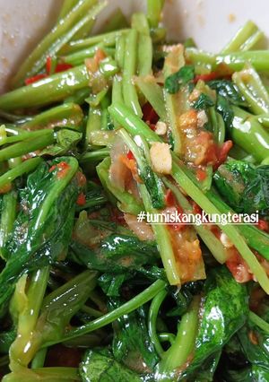 Foto resep Tumis Kangkung Terasi