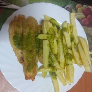 Fish and chips al estilo canario con mojo de perejil