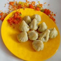 A picture of Mawa or modak.