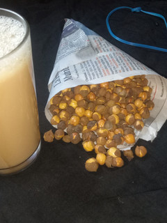டீக்கடை டீ (Tea recipe in tamil) செய்முறை முக்கிய புகைப்படம்