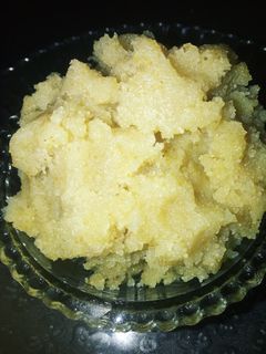 सूजी का हलवा (sooji ka halwa recipe in Hindi) रेसिपी मुख्य फोटो