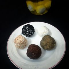 A picture of Labneh Balls (Yoghurt Cheese Balls).