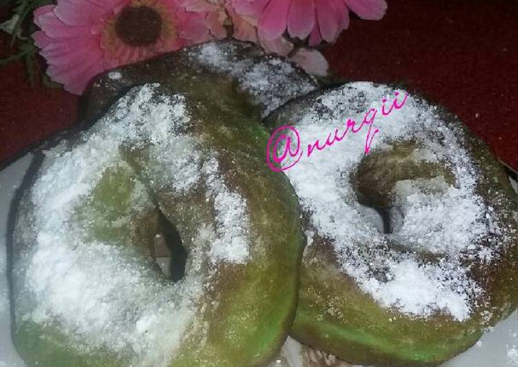 Donat Pandan