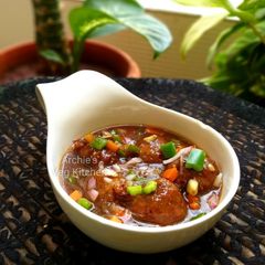 A picture of Veg Manchurian.