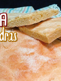 Una foto de Coca Cristina ¡Torta de almendra!