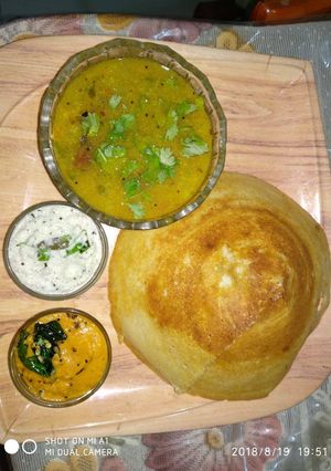 डोसा टोमेटो चटनी नारियल चटनी (Dosa,tomato chutney, coconut chutney recipe in hindi) रेसिपी मुख्य फोटो