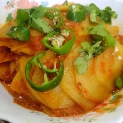 A picture of Aloo ki spicy bhujiya.