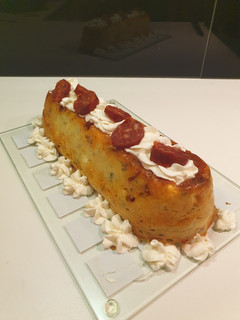 Une photo de Cake chèvre chorizo