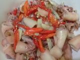 Cumi asin pedes..
