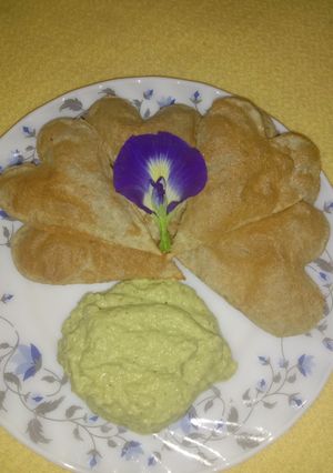 A picture of Shankha pushpi puri.