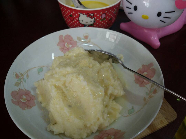 Bagaimana Membuat Cheeseyy Mashed Potato with Mushroom Gravy Sauce yang Lezat Sekali