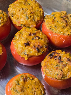Una foto de Tomates rellenos al horno