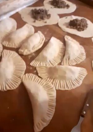 Una foto de Empanadas de carne fritas