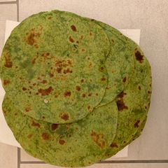 A picture of Palak Paratha.