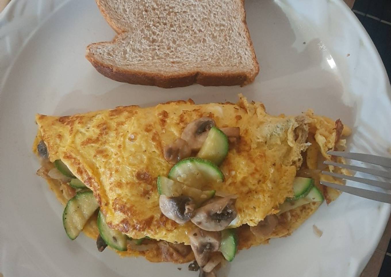 Omelette de champiñón y calabacitas