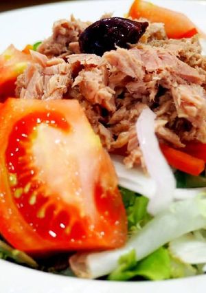 Una foto de Ensalada mediterránea