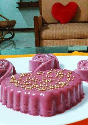A picture of Beetroot pudding.