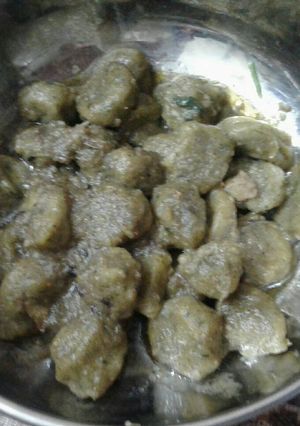 A picture of Palak ke gatthe.
