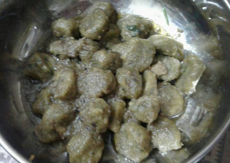 Palak ke gatthe