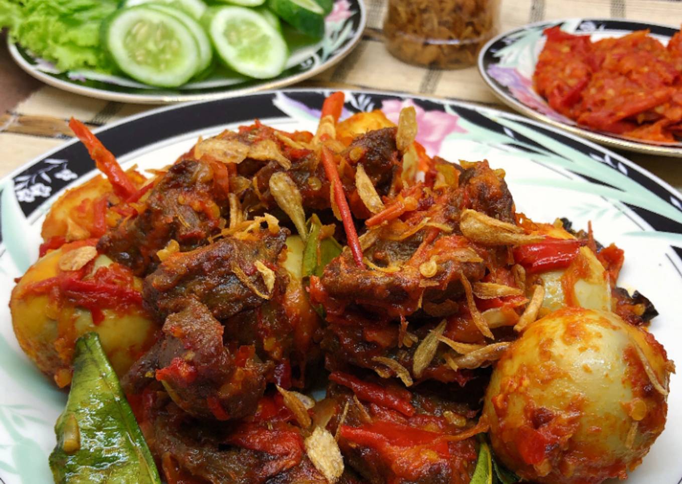 Empal dan Telur Balado