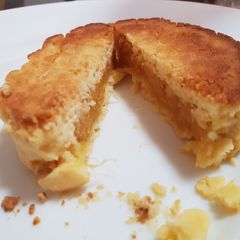 A picture of Taiwanese-style Pineapple Cake Tarts.
