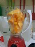 Mango pawpaw smoothie
