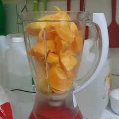 A picture of Mango pawpaw smoothie.