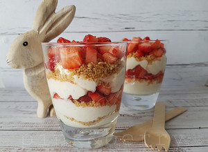 Poharas epres sajttorta recept fotója