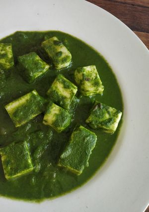 পালং পুদিনা পনির (palang pudina paneer recipe in Bengali) রেসিপির প্রধান ছবি
