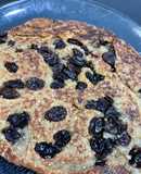 Pancake de avena manzana y pasas de uva
