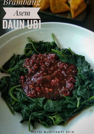 Foto resep Brambang Asem Daun Ubi