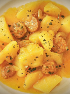 Una foto de Patatas a la Riojana
