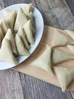 Foto resep Cara membuat kulit samosa tanpa mesin