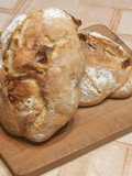 Pagnotte con guanciale e scorza di limone