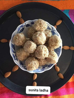 पावर लड्डू (Power ladoo recipe in Hindi) रेसिपी मुख्य फोटो
