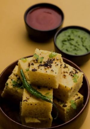 গুজরাটি ধোকলা রেসিপি (Gujarati dhokla recipe) রেসিপির প্রধান ছবি