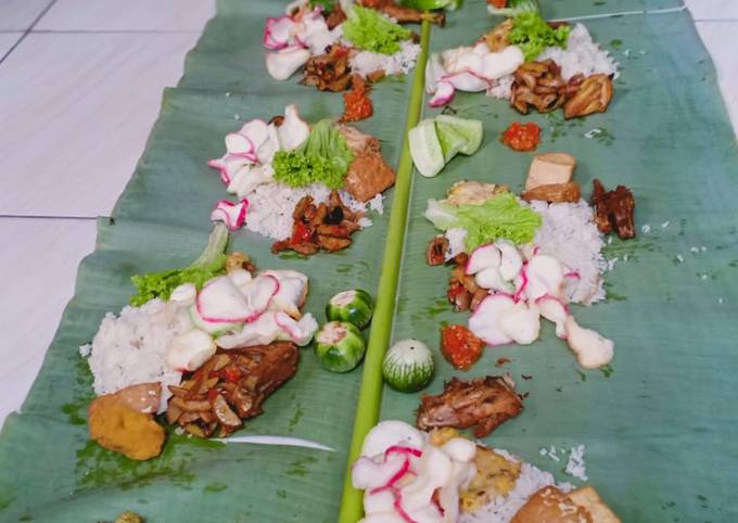 Nasi liwet ikan teri Lampung rice cooker