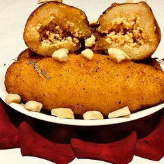 A picture of Suji ki meethi roll.